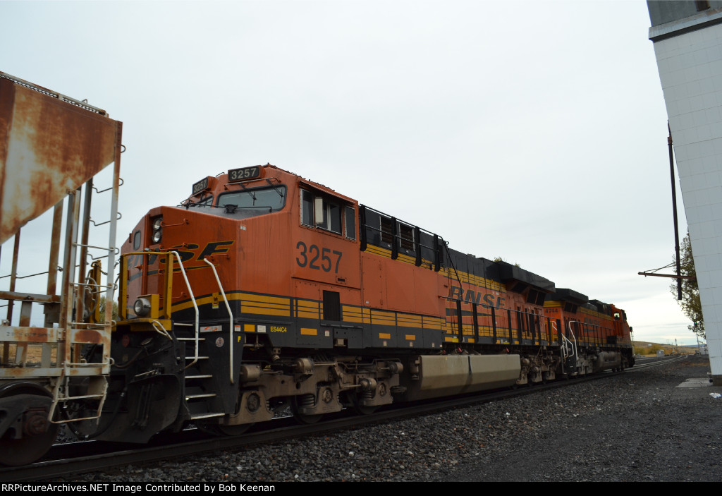 BNSF 3257